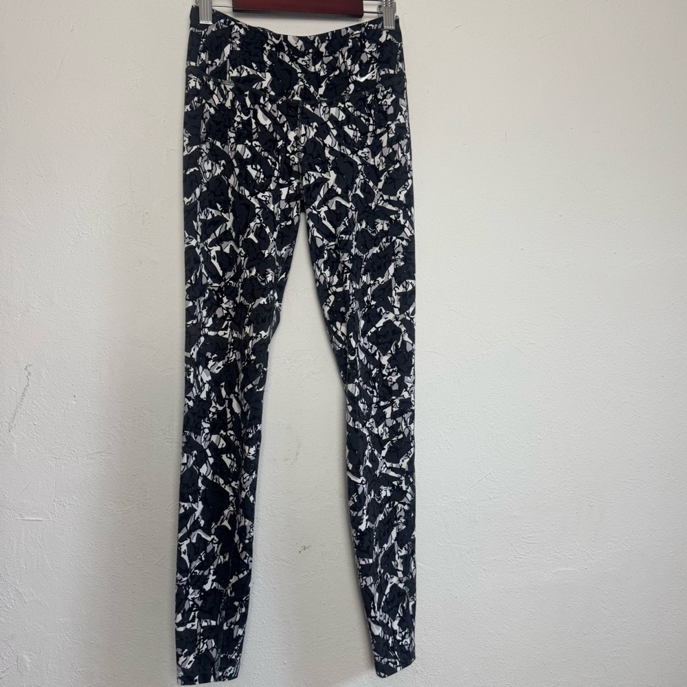 Nike High Rise Legend Training Leggings